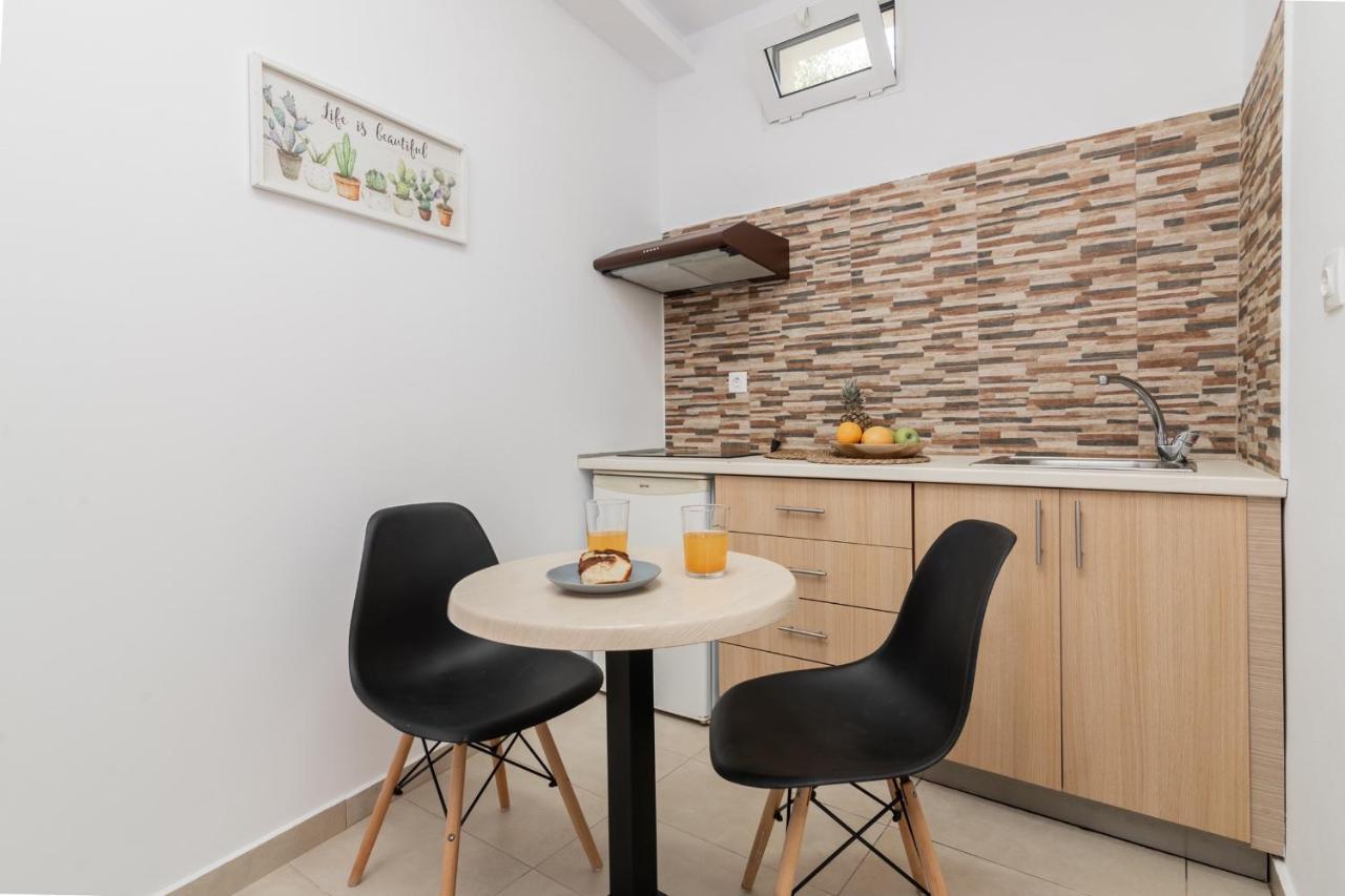 Rivulet Apartments لاغاناس المظهر الخارجي الصورة